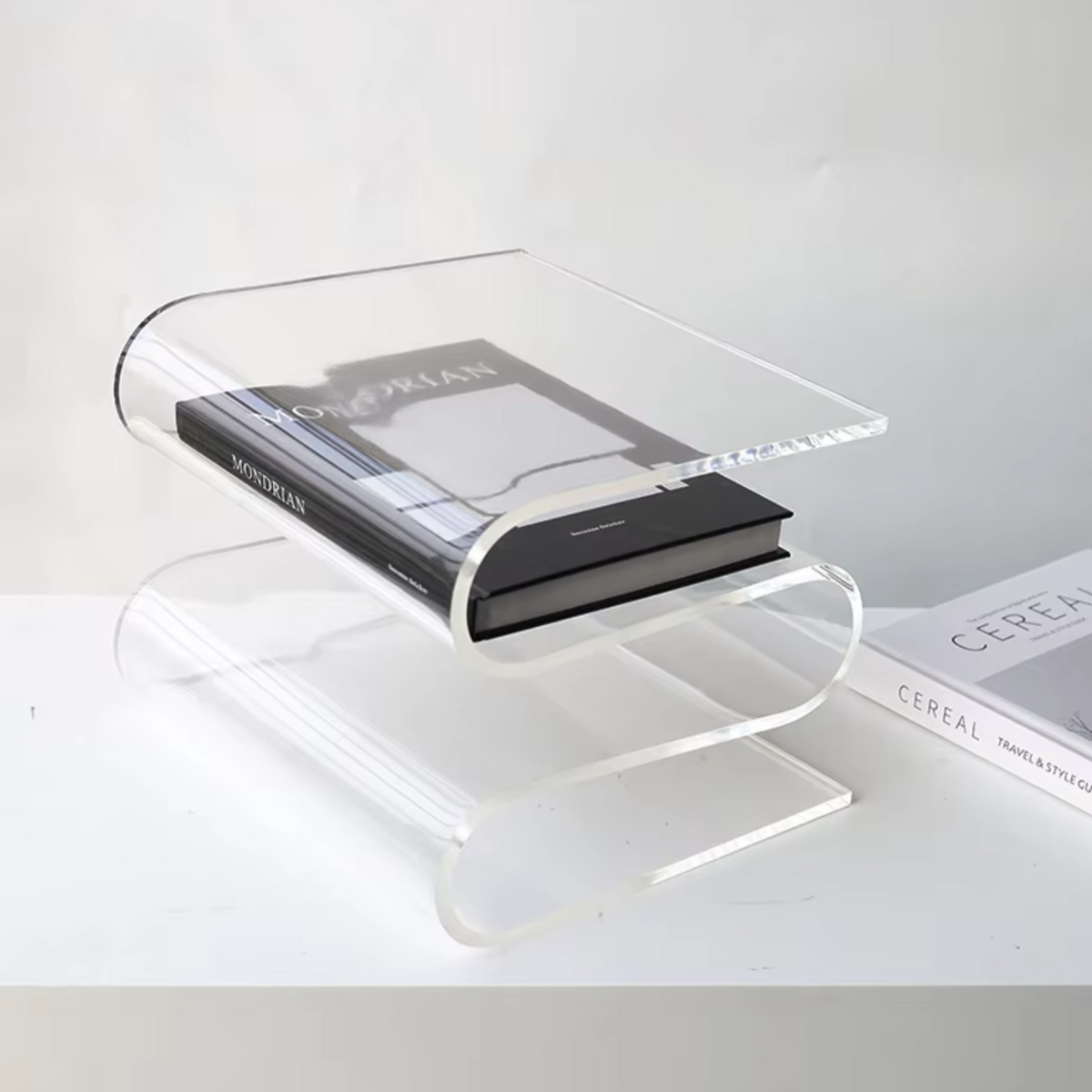 Daphne Magazine Holder